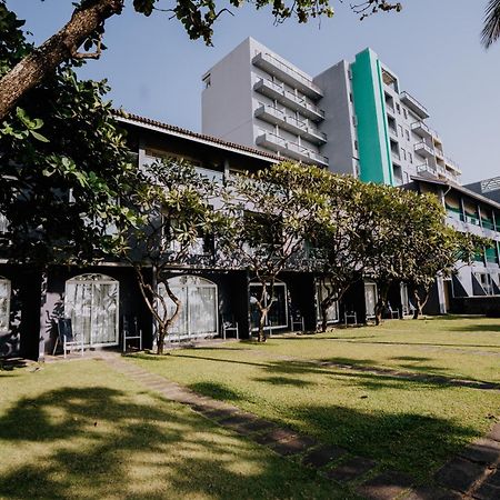 Earl'S Regent Negombo Hotel Luaran gambar
